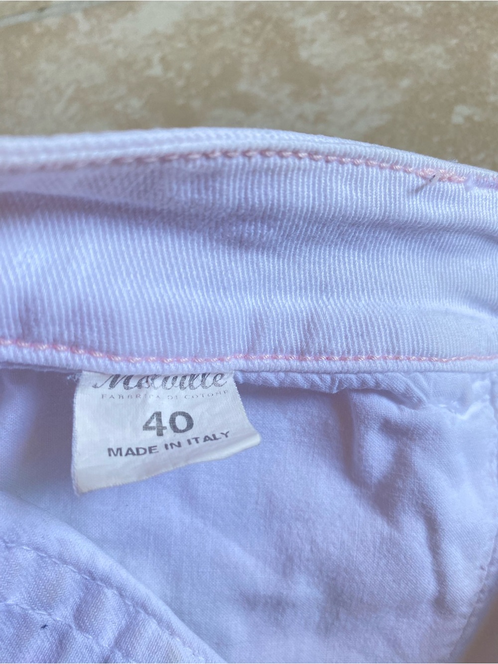 Brandy Melville white stretchy denim jean shorts. - Picture 5 of 8